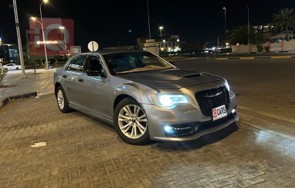 Chrysler 300